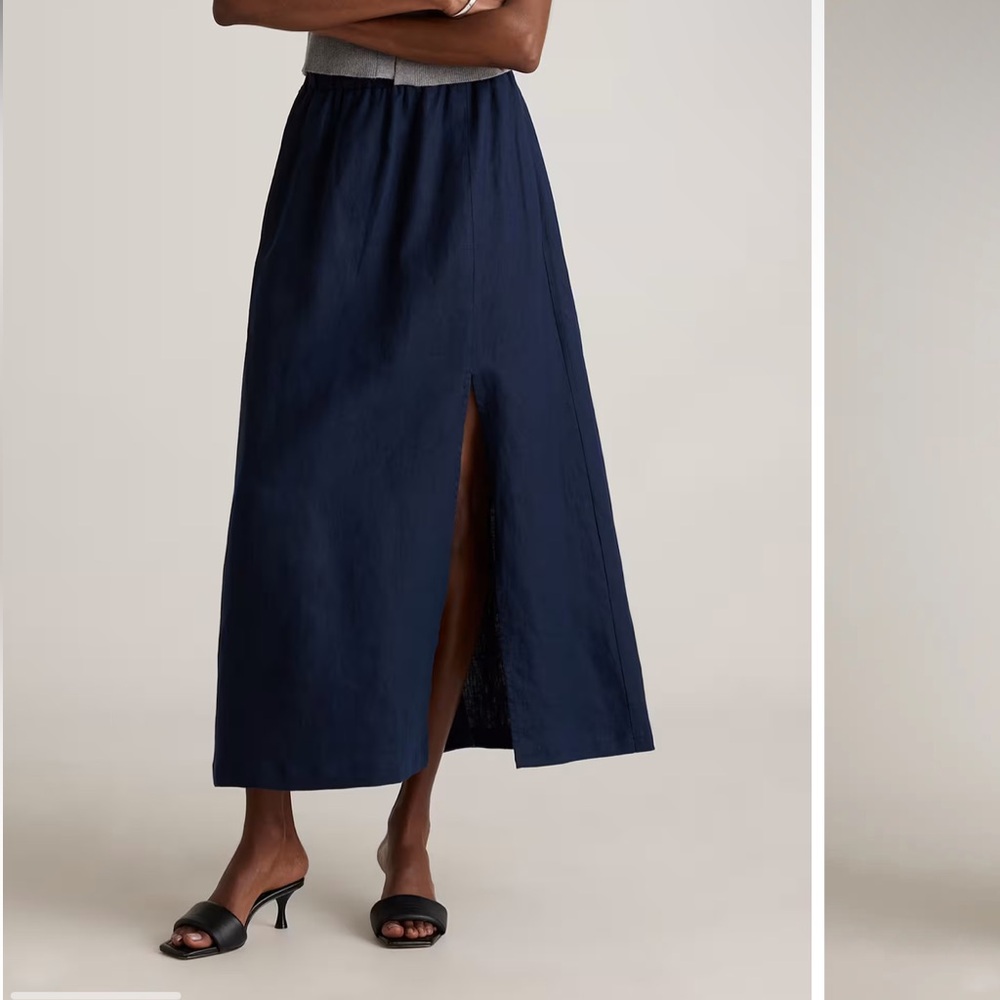 Quince 100% European Linen Maxi Skirt | small | navy | NWT - Picture 1 of 4